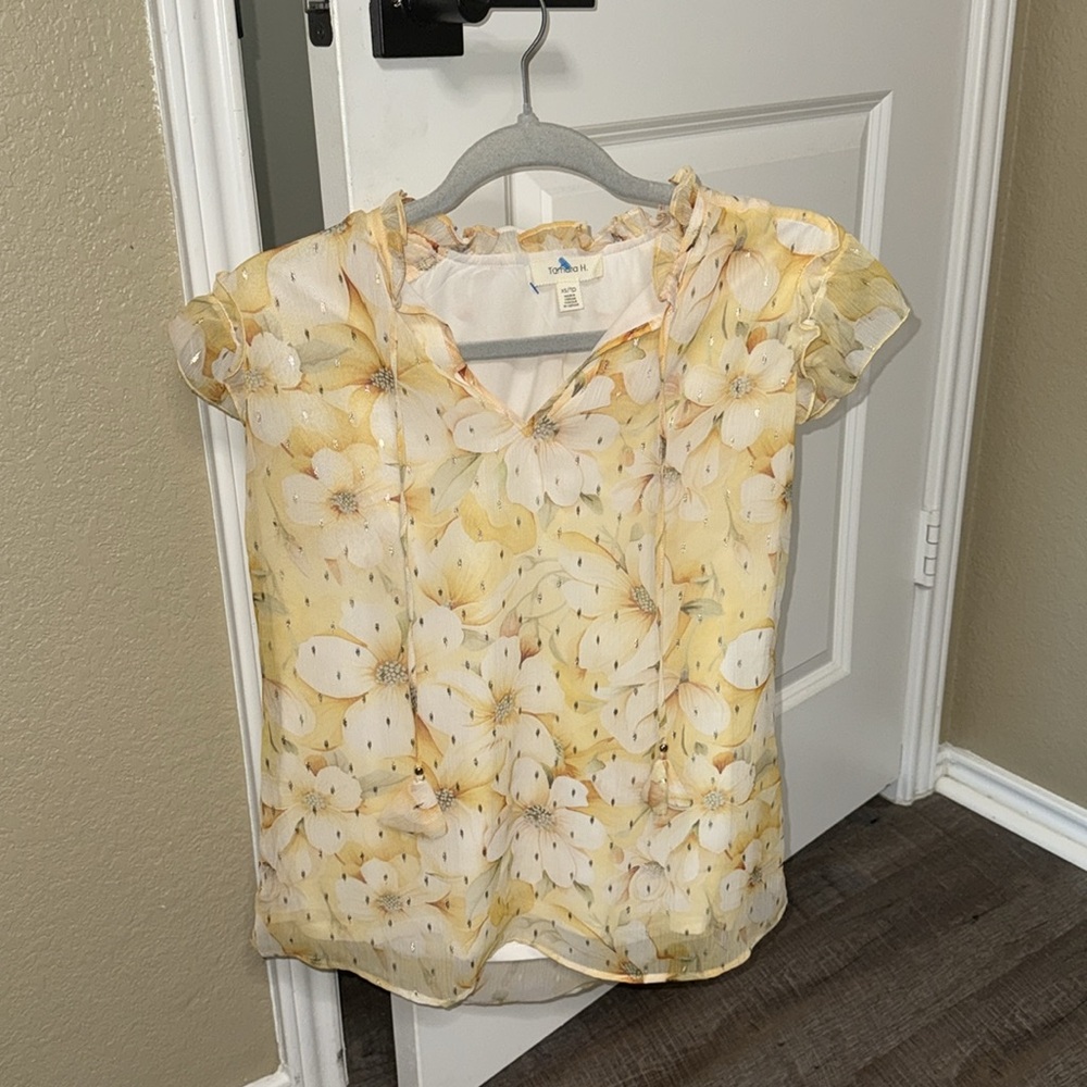 Sunny Floral Ruffle Blouse